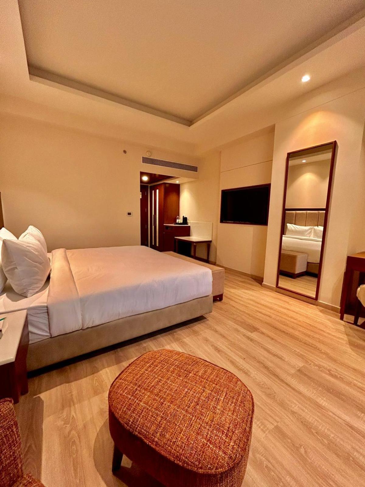 Best Western Plus 阿姆利则 外观 照片
