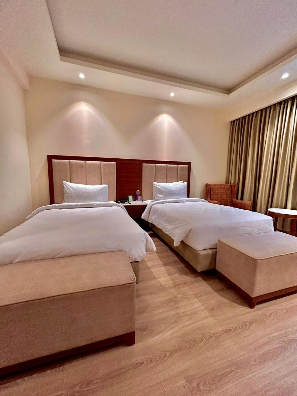 Best Western Plus 阿姆利则 外观 照片
